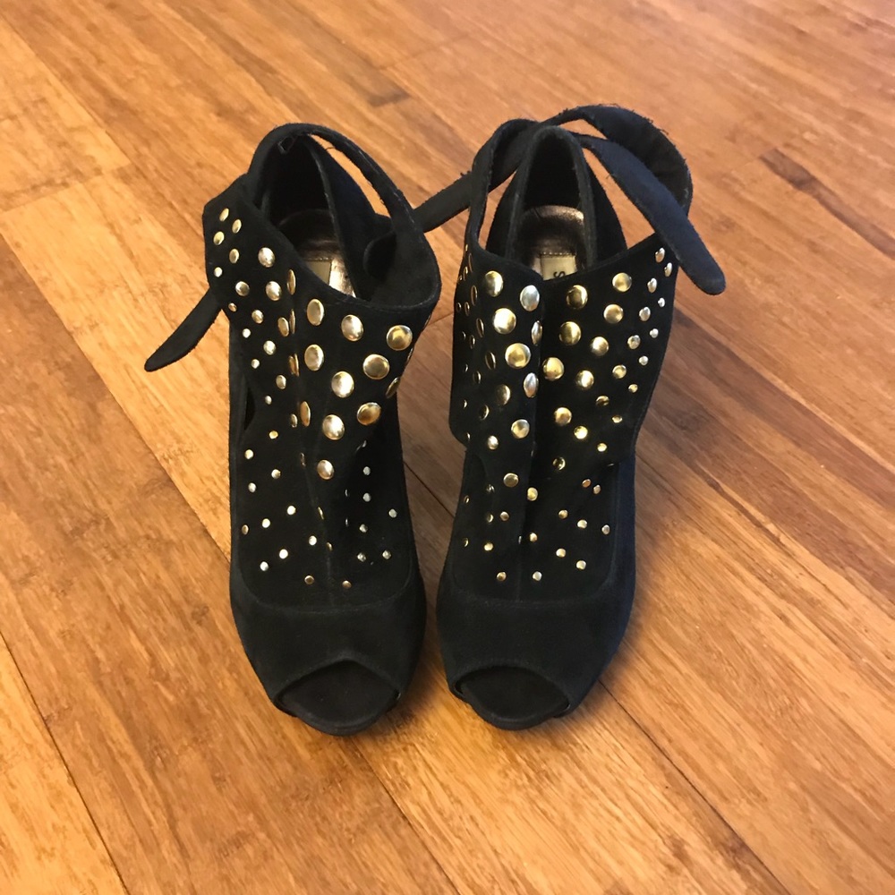 Steve Madden gold studded heels
